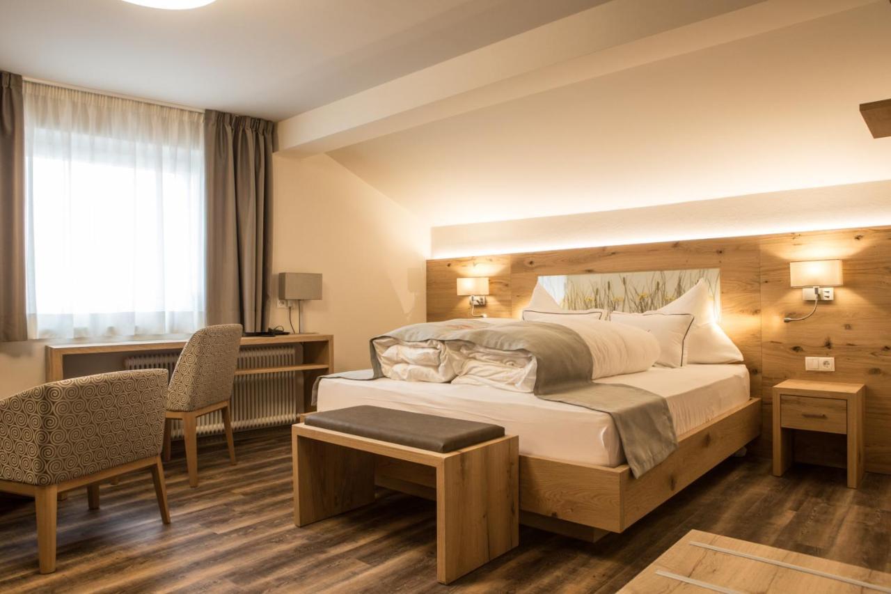 Der Walzl Hotel Lans Kültér fotó